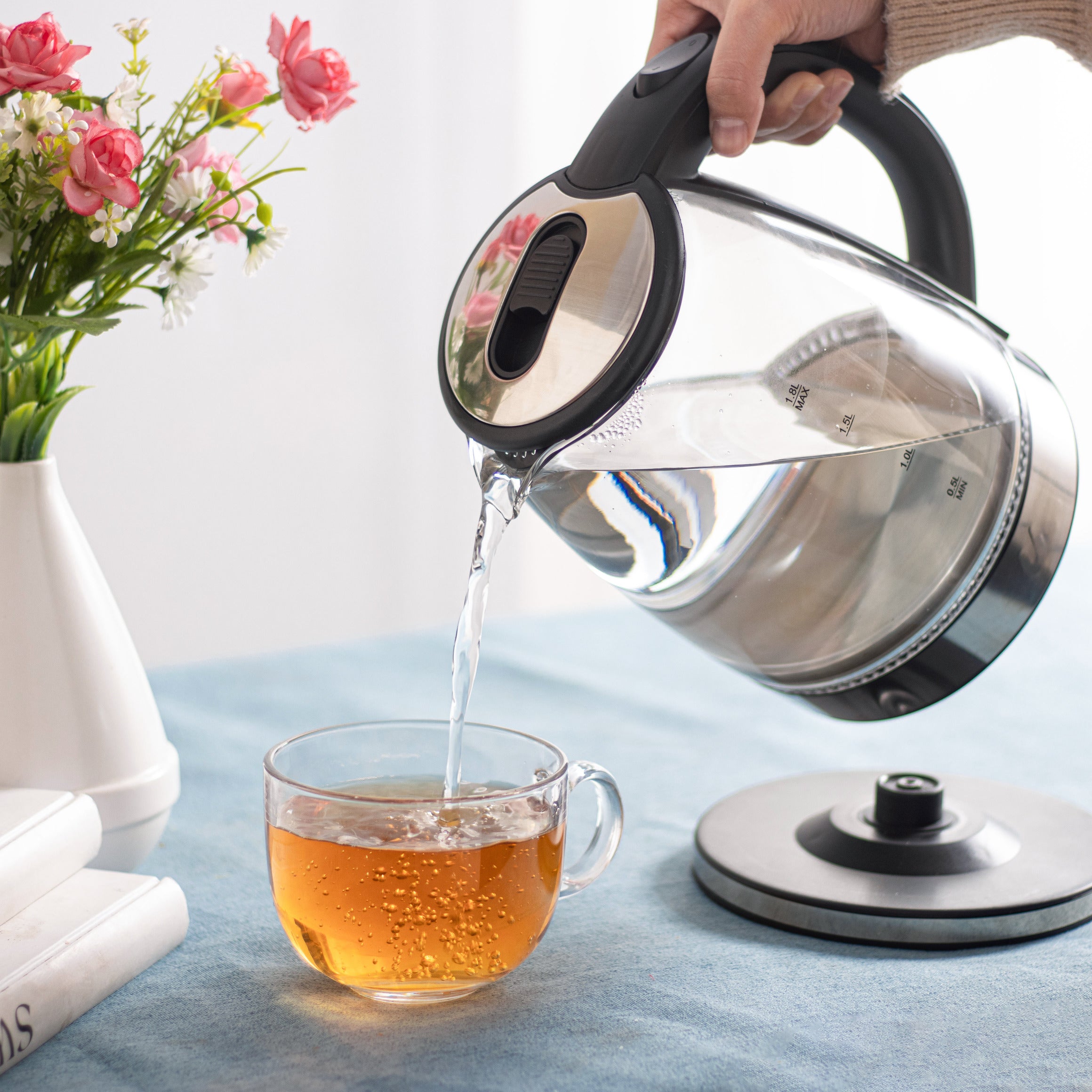 Pouring the perfect cup of tea using the uber Appliance Electric Tea Kettle