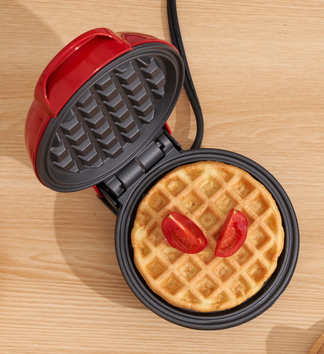 Uber Appliance Mini Waffle Maker